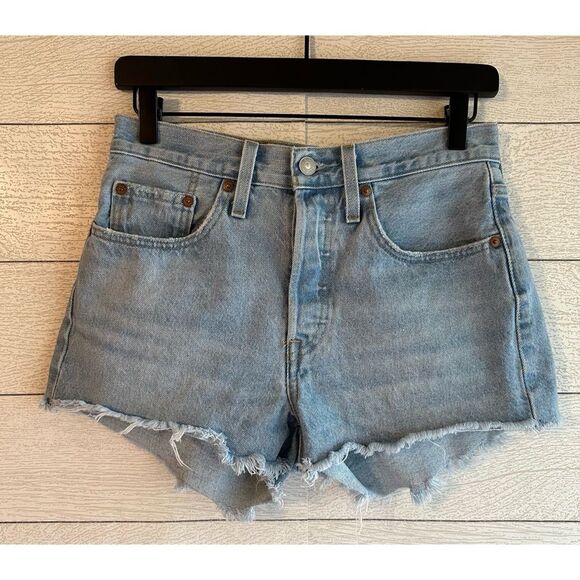 Levi's 501 Button Fly Raw Hem Shorts in Luxor Baked Size 26 - Picture 1 of 8